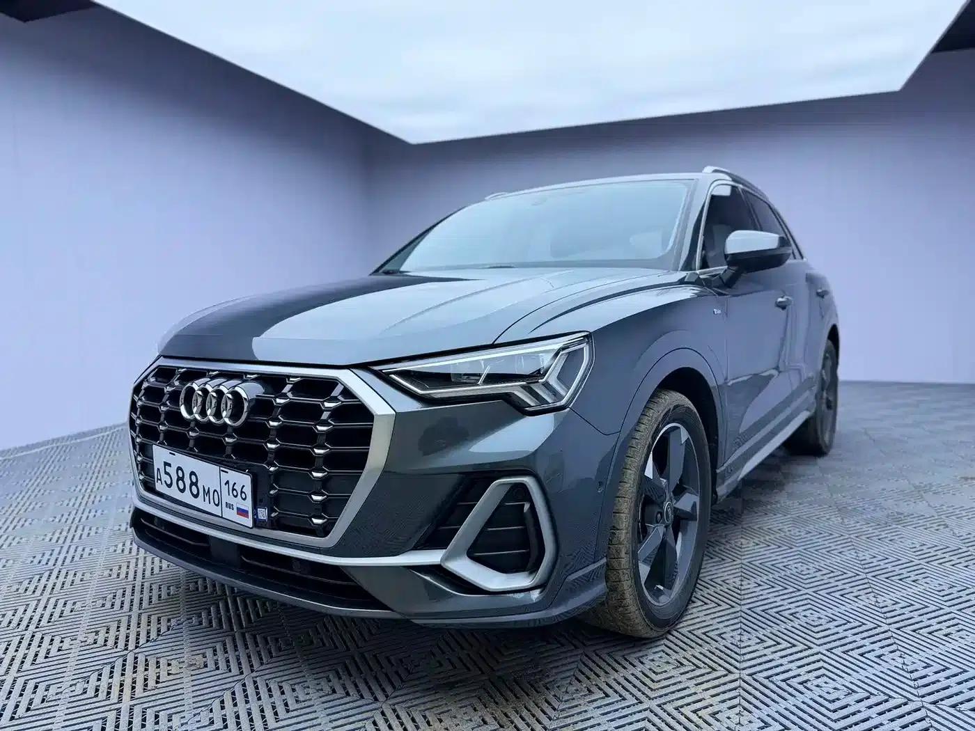 Audi Q3 2022 35 TFSI Fashion Dynamic Edition — миниатюра 1