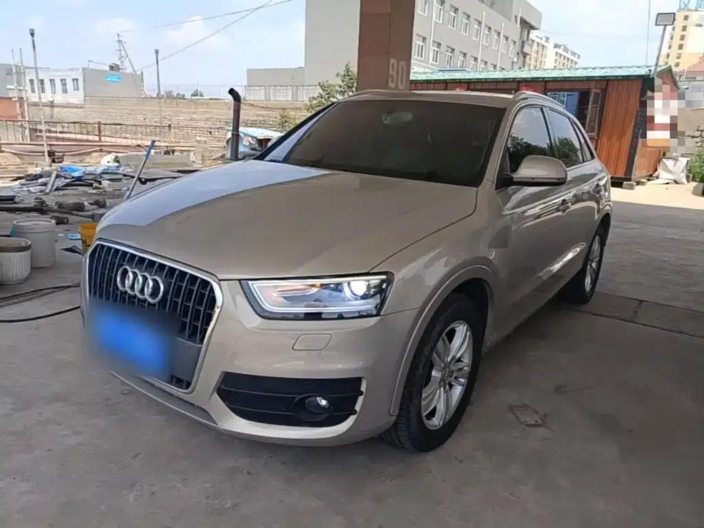 Audi Q3 2015 35 TFSI Comfort — миниатюра 1