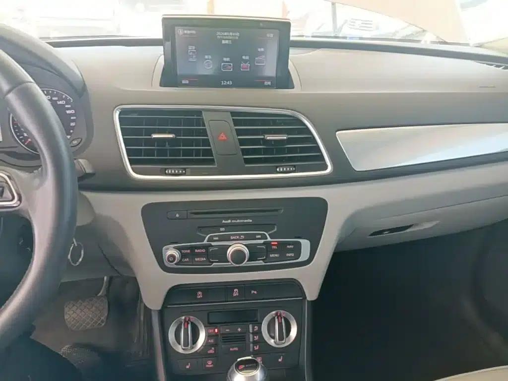 Audi Q3 2015 35 TFSI Comfort — миниатюра 13