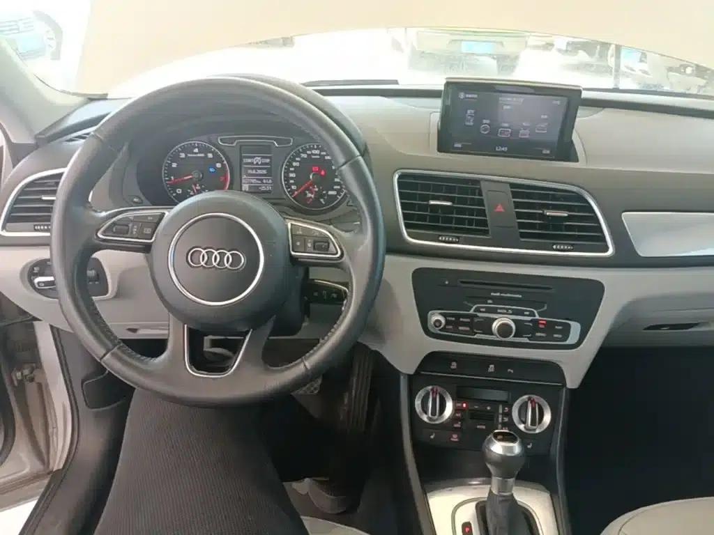 Audi Q3 2015 35 TFSI Comfort — миниатюра 10