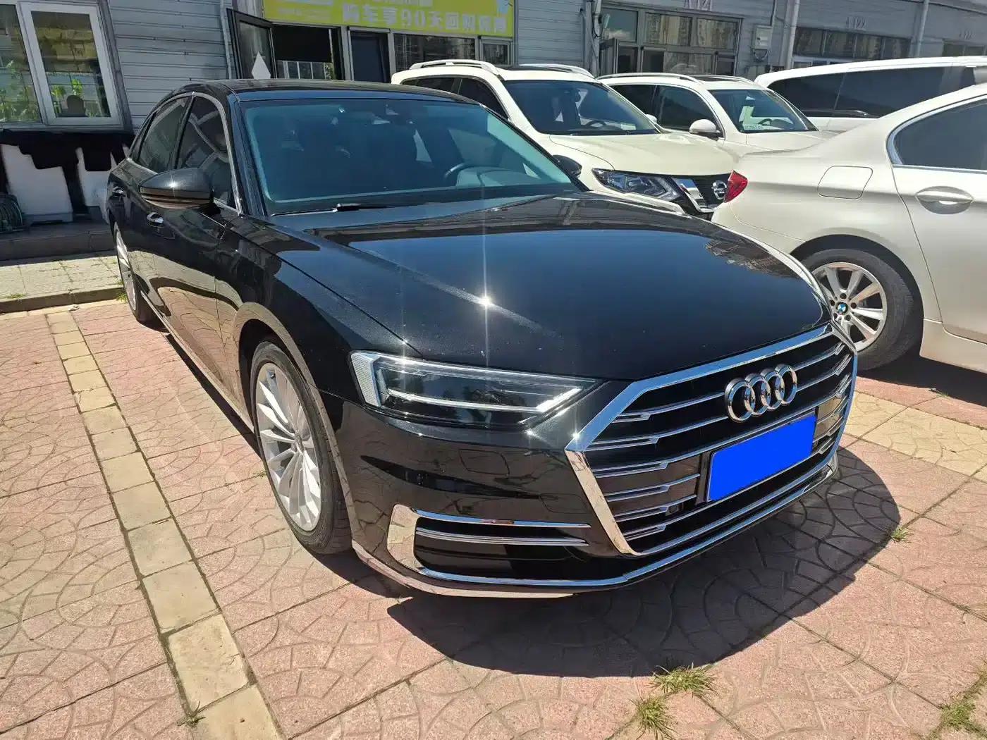 2022 Audi A8 A8L 50 TFSI quattro Comfort Edition — миниатюра 9