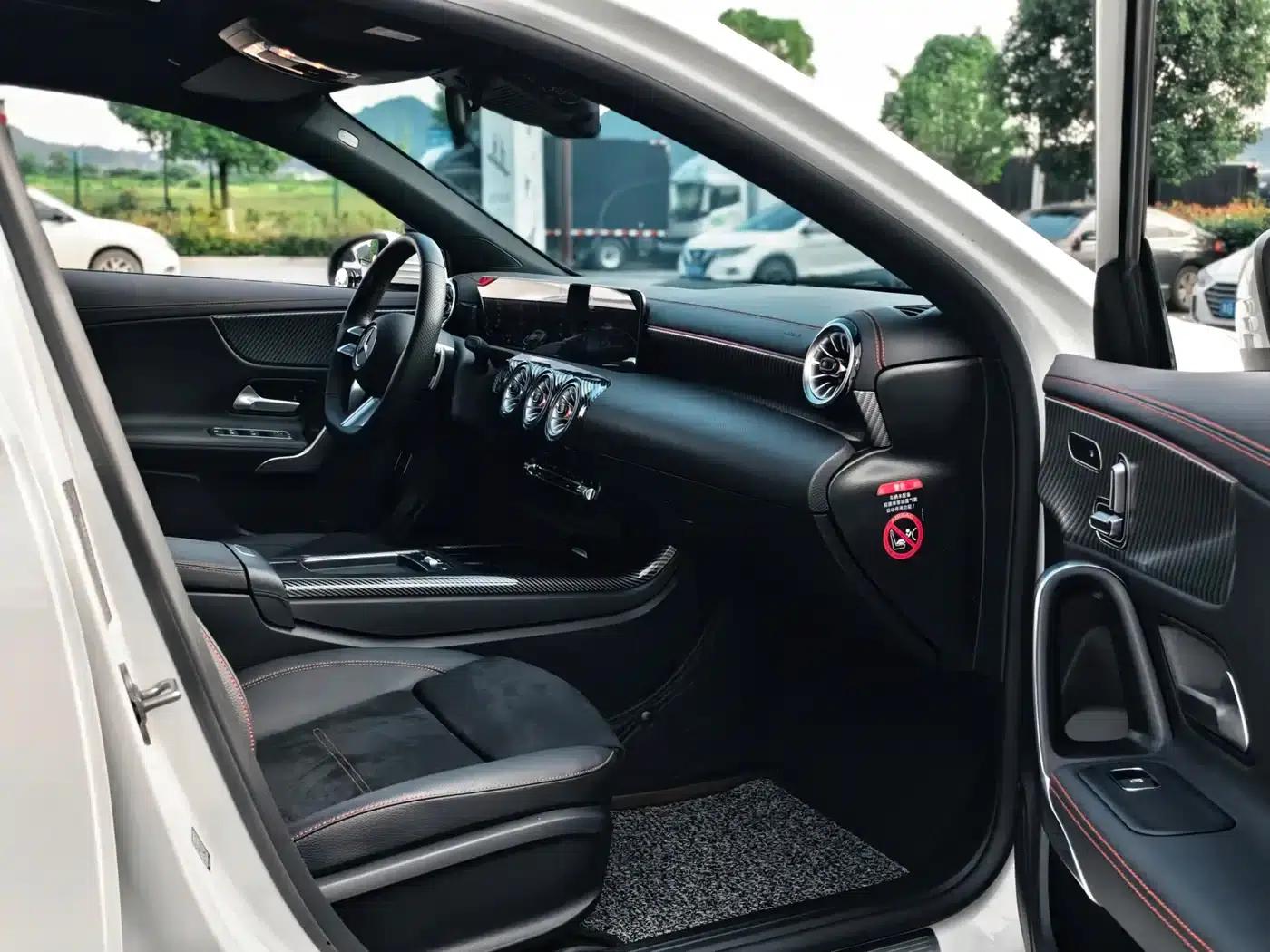 Mercedes-Benz A-Class 2025 Facelift A 200 L Fashion Model — миниатюра 12
