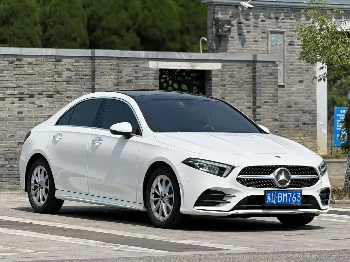 2019 Mercedes-Benz A-Class A 200 L Sport Sedan — миниатюра 2