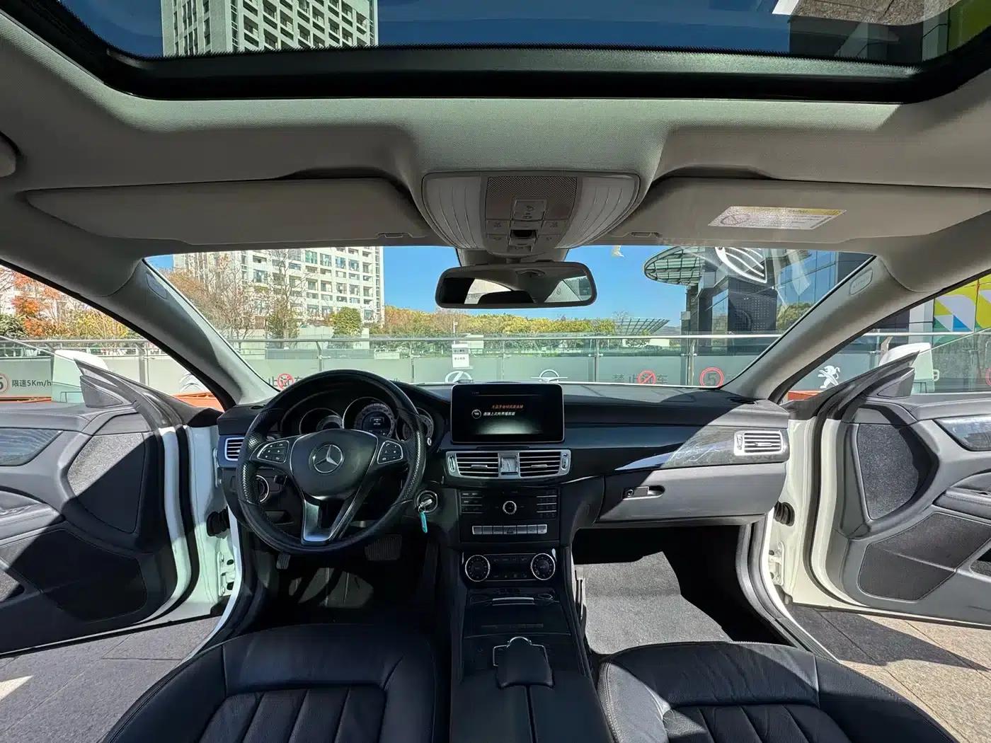 2015 Mercedes-Benz CLS 260 — миниатюра 14
