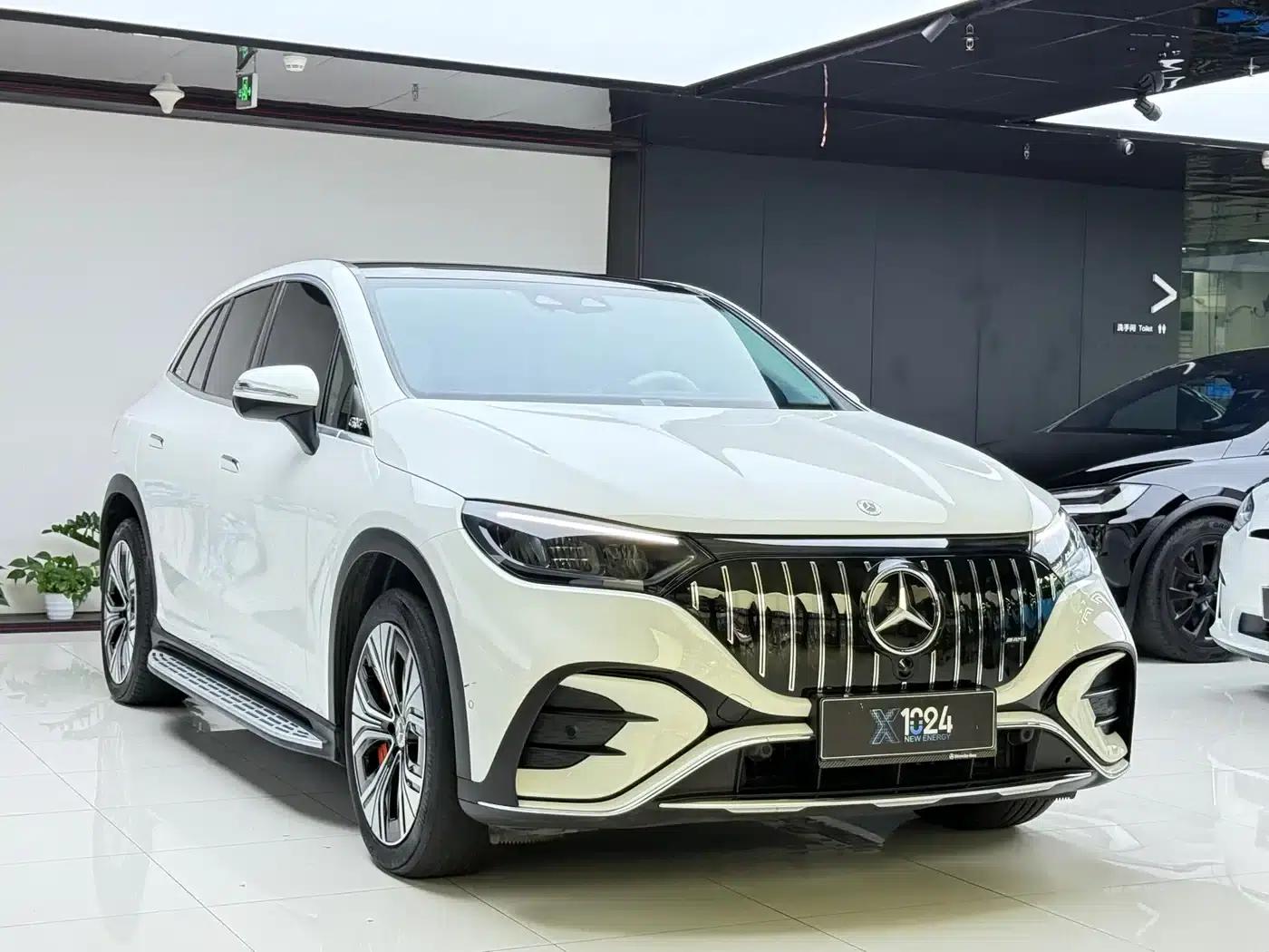 Mercedes-Benz EQE SUV 2023 350 4MATIC Luxury Edition — миниатюра 3