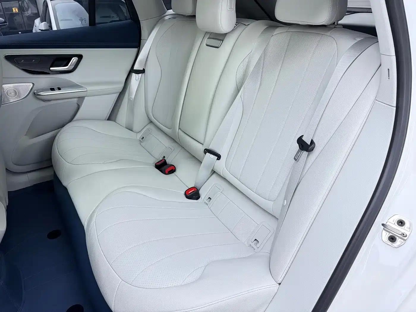 Mercedes-Benz EQE SUV 2023 350 4MATIC Luxury Edition — миниатюра 10