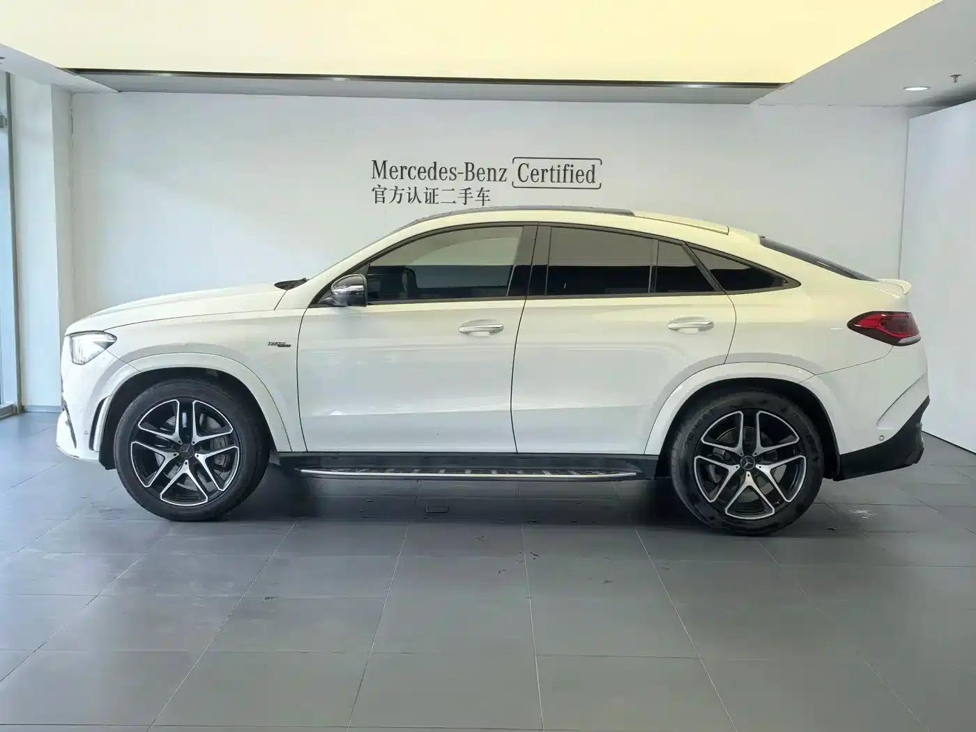 2022 Mercedes-Benz GLE Coupe AMG Model: AMG GLE 53 4MATIC+ Coupe SUV — миниатюра 4