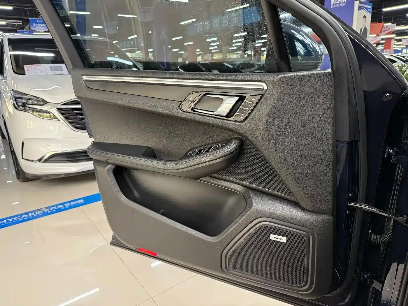 2018 Macan 2.0T — миниатюра 11