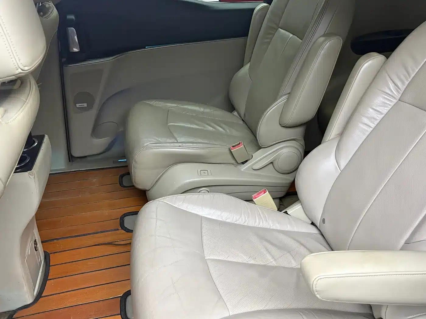 Buick GL8 2014 3.0L XT Luxury Business Flagship Edition — миниатюра 6