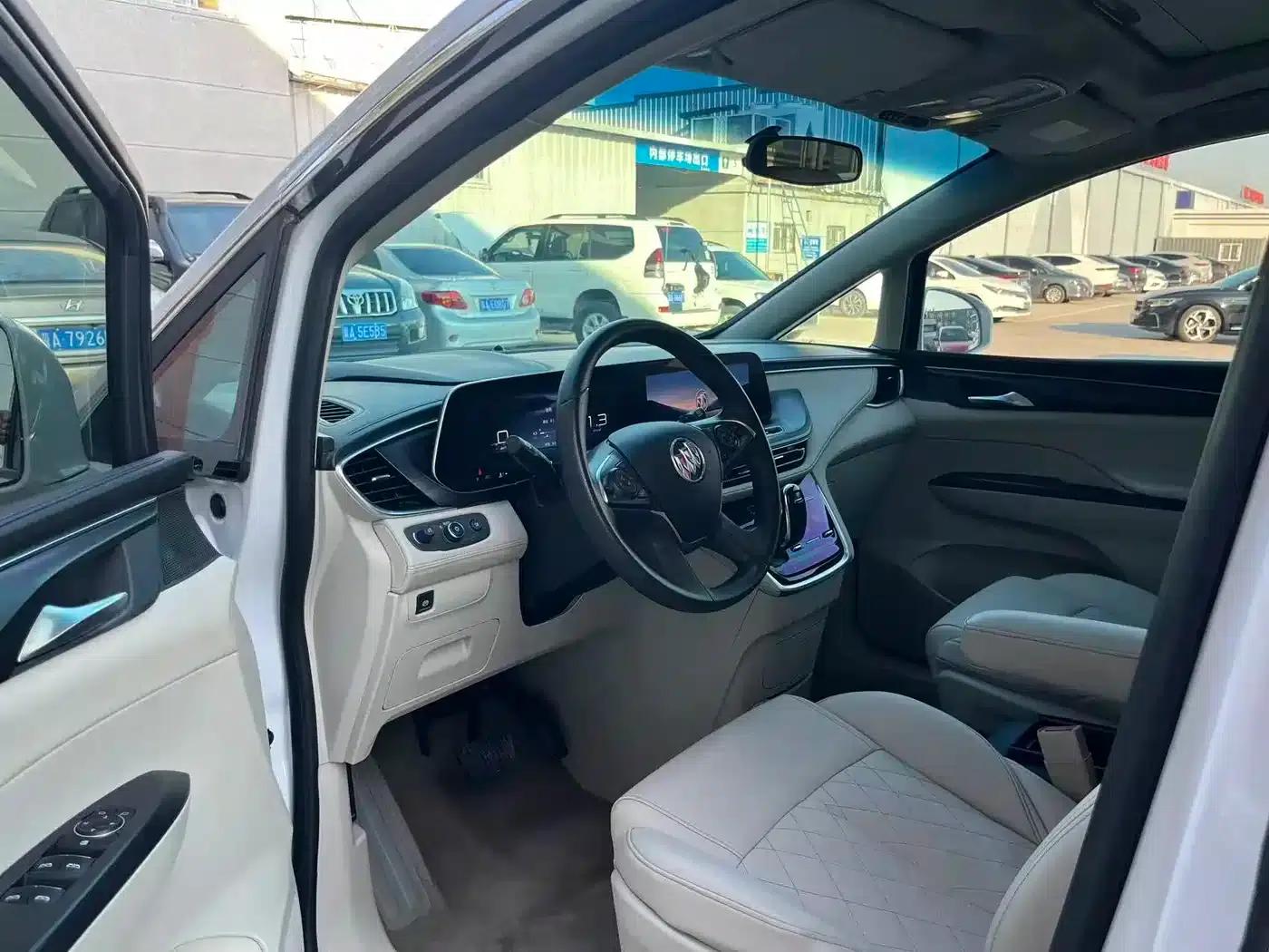 Buick GL8 2023 ES Luxury Comfort Edition — миниатюра 7