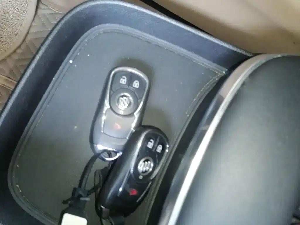 Buick GL8 2018 ES 28T Premium Edition (China VI Emission Standard) — миниатюра 9