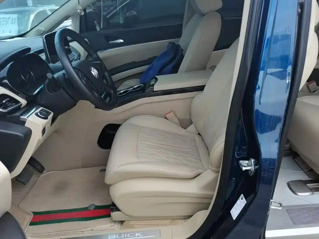 Buick GL8 2023 Land Business Class Premium Edition — миниатюра 15