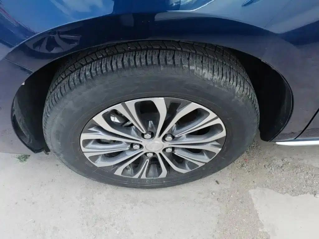 Buick GL8 2023 Land Business Class Premium Edition — миниатюра 23