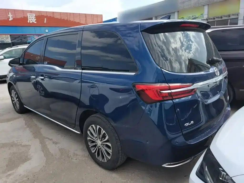 Buick GL8 2023 Land Business Class Premium Edition — миниатюра 5