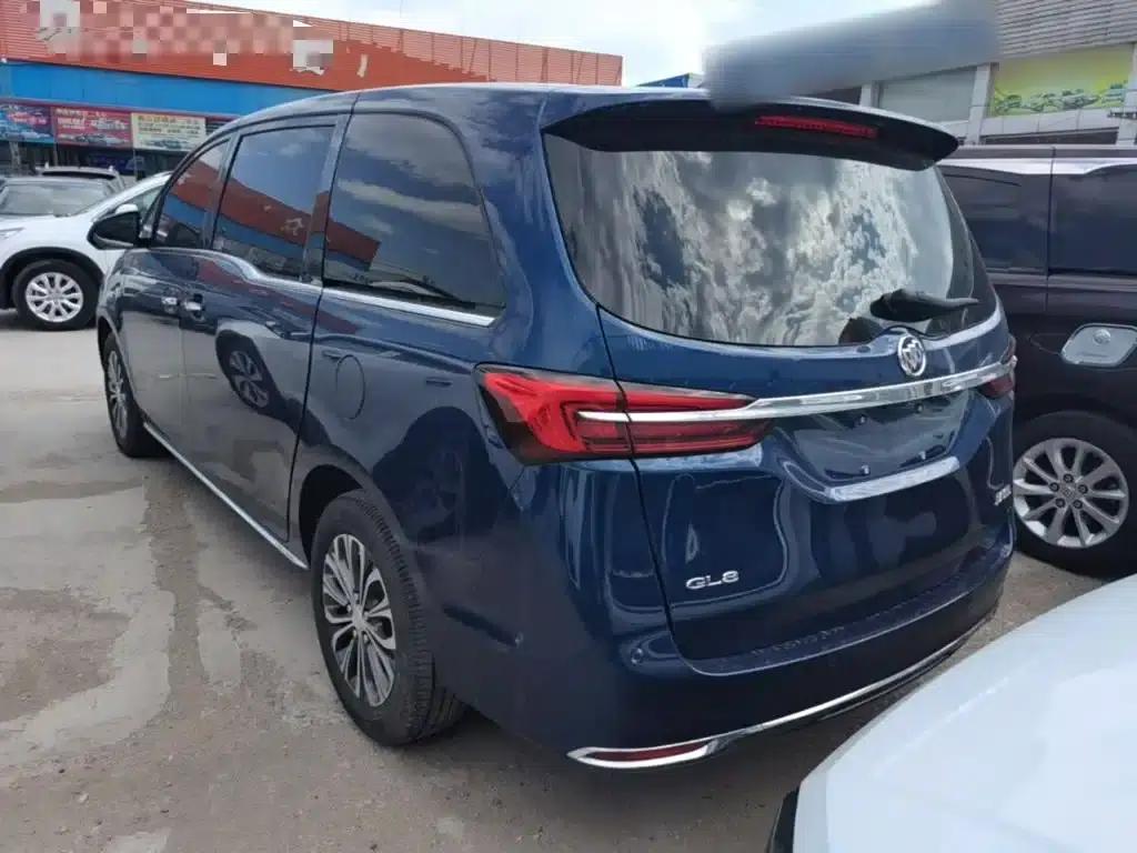 Buick GL8 2023 Land Business Class Premium Edition — миниатюра 6