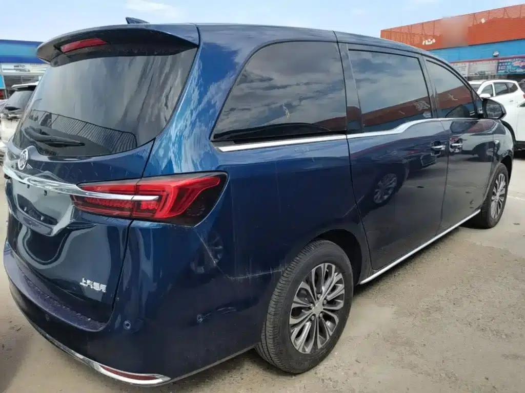 Buick GL8 2023 Land Business Class Premium Edition — миниатюра 7