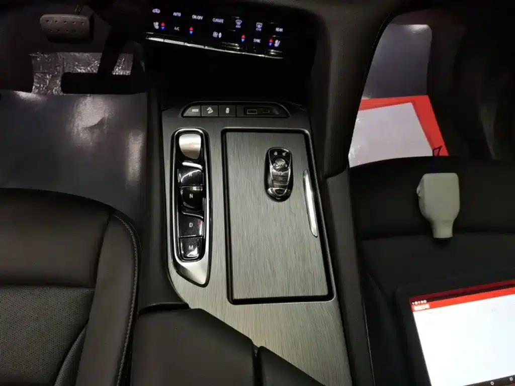 Enclave 2022 652T AWD Premium 7-seater — миниатюра 14