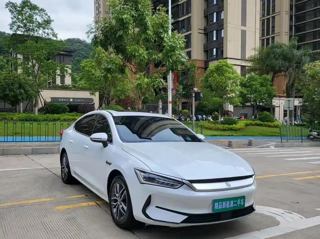 Qin PLUS 2021 EV 500KM Luxury Edition — миниатюра 3