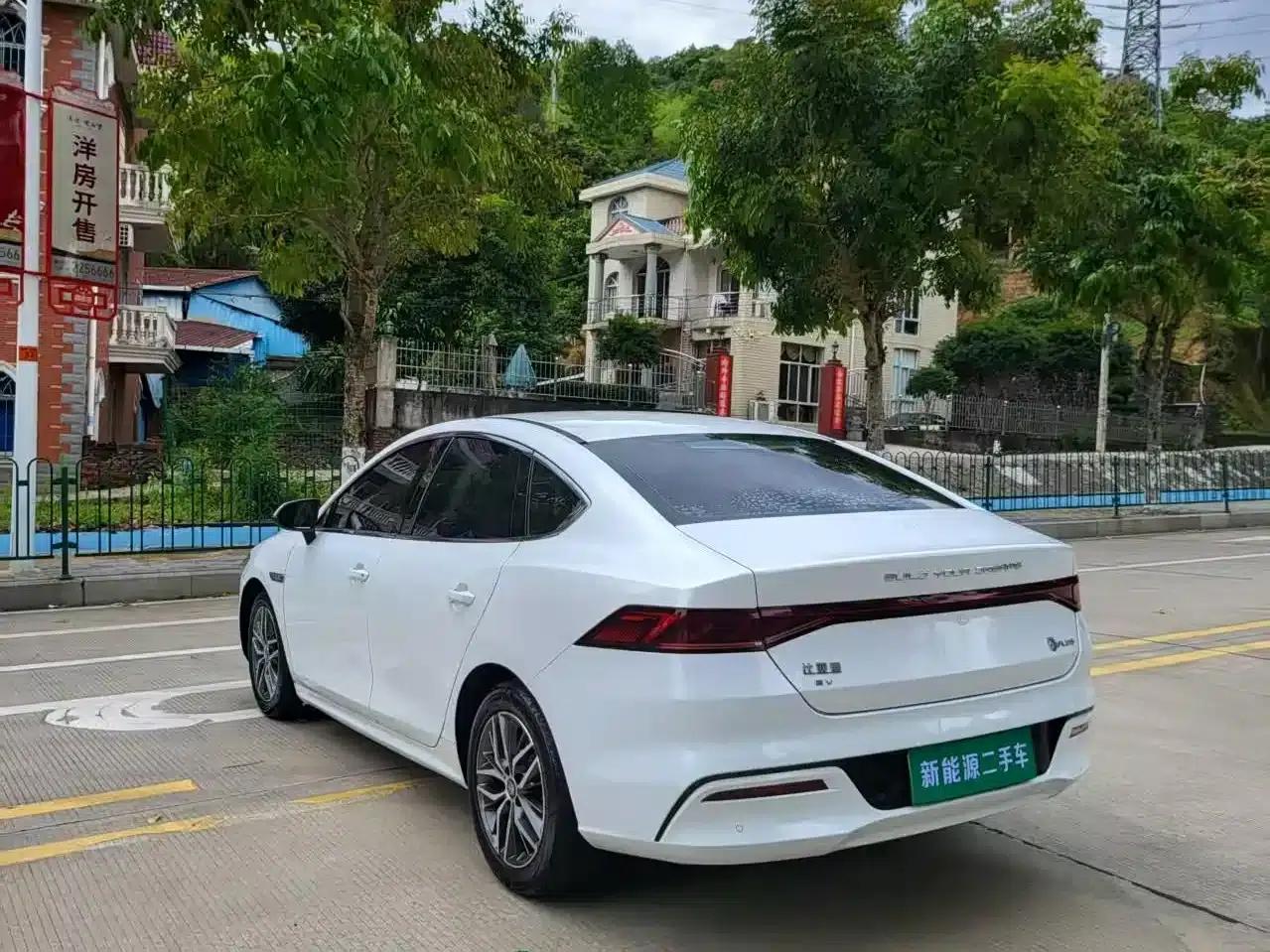 Qin PLUS 2021 EV 500KM Luxury Edition — миниатюра 9
