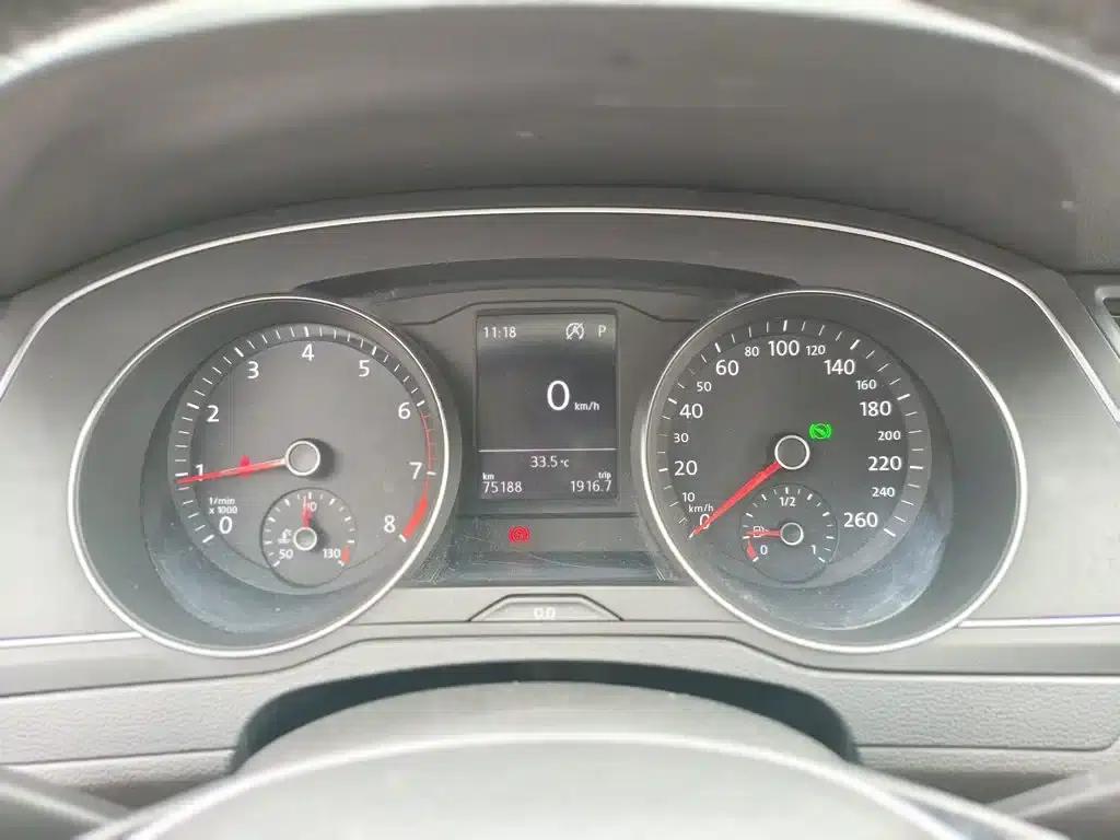 2019 Volkswagen Magotan 280TSI DSG Comfort Model (China VI Emission Standard) — миниатюра 12