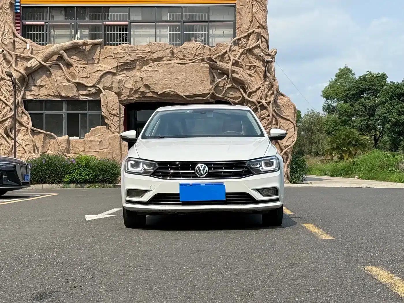 2018 Volkswagen Bora 1.5L Manual Comfort Model — миниатюра 2
