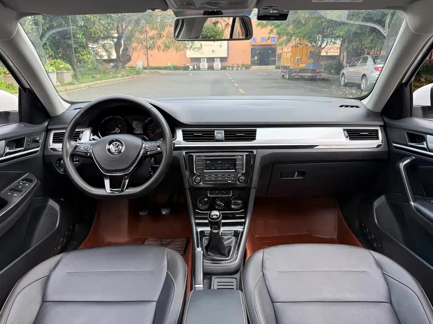 2018 Volkswagen Bora 1.5L Manual Comfort Model — миниатюра 14