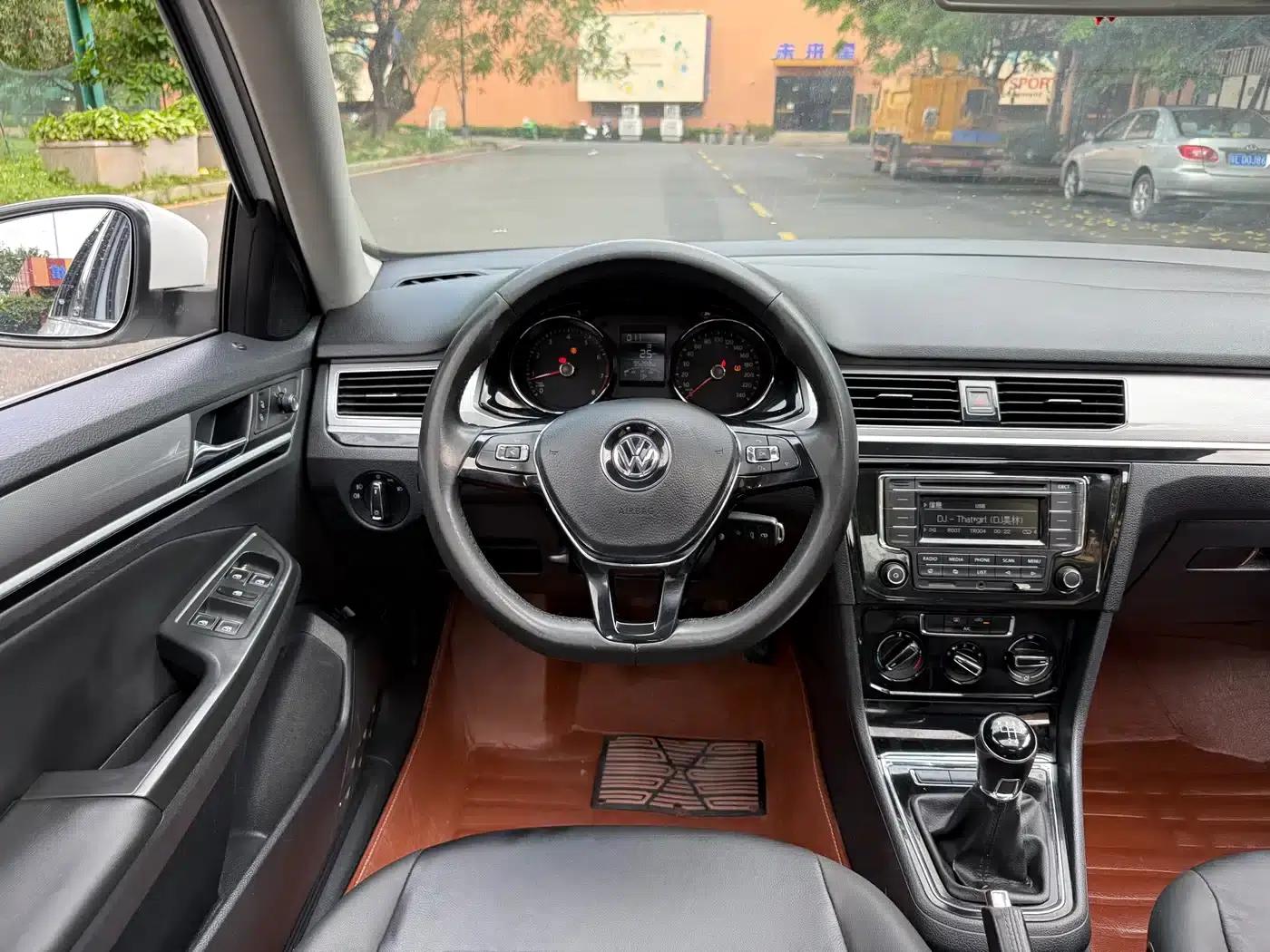 2018 Volkswagen Bora 1.5L Manual Comfort Model — миниатюра 16