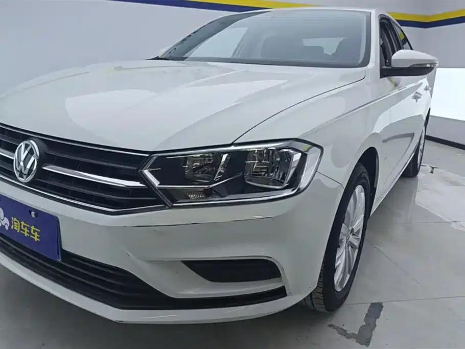 2019 Volkswagen Bora Facelift: Bora Legend 1.5L Automatic Fashion Model (China VI Emission Standard) — миниатюра 5