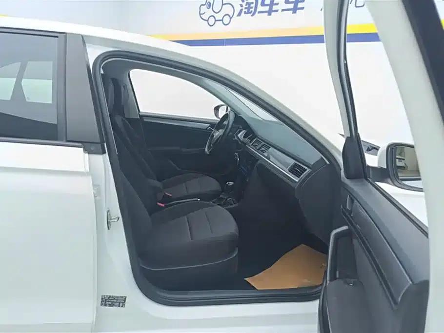 2019 Volkswagen Bora Facelift: Bora Legend 1.5L Automatic Fashion Model (China VI Emission Standard) — миниатюра 8