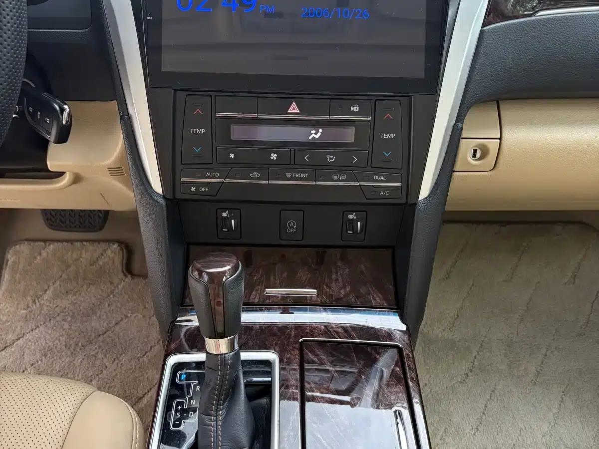 Camry 2016 2.0G 10th Anniversary Leading Edition — миниатюра 7