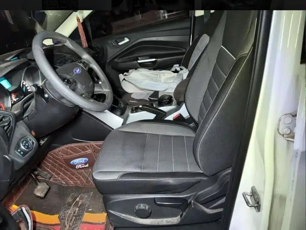 Ford Kuga 2015 1.5L GTDi 2WD Comfort Model — миниатюра 15