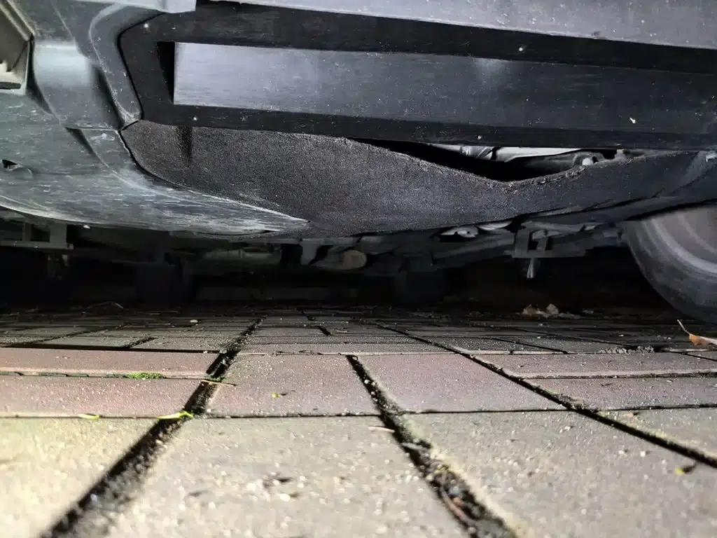 Ford Kuga 2015 1.5L GTDi 2WD Comfort Model — миниатюра 23