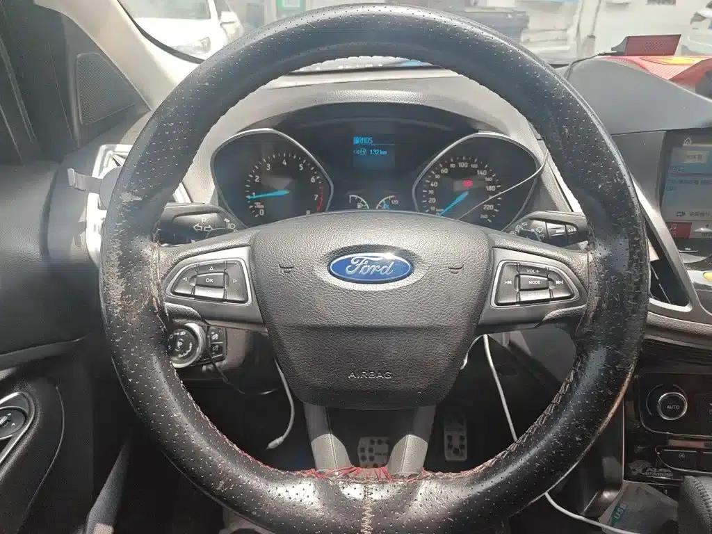 2017 Ford Kuga EcoBoost 180 2WD Elite Edition — миниатюра 3