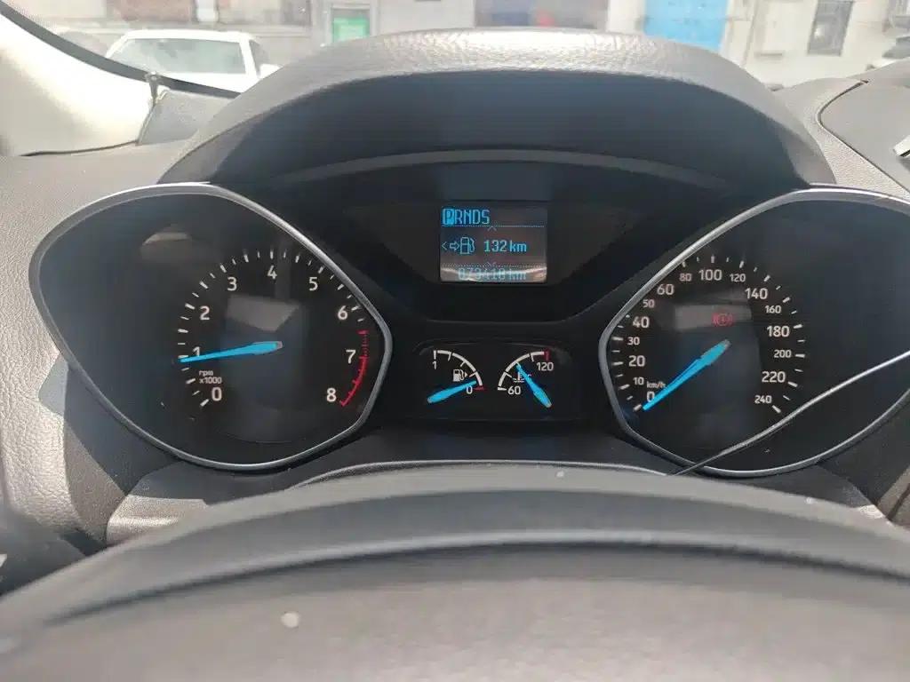 2017 Ford Kuga EcoBoost 180 2WD Elite Edition — миниатюра 5