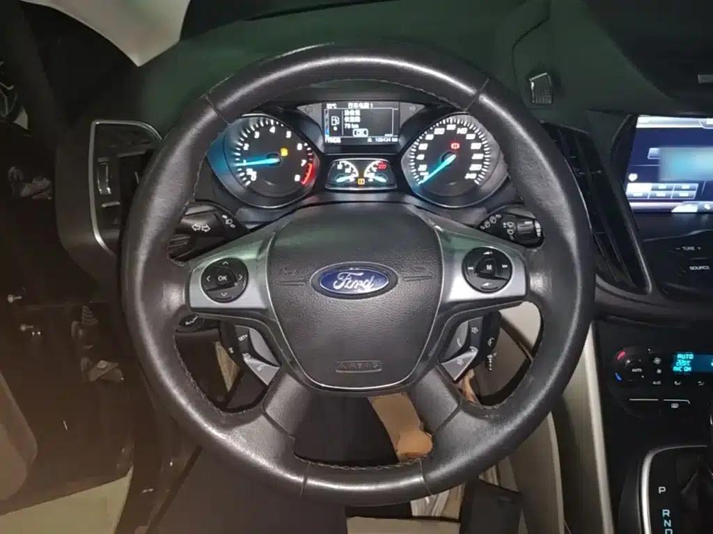 Ford Kuga 2013 1.6L GTDi AWD Elite — миниатюра 11