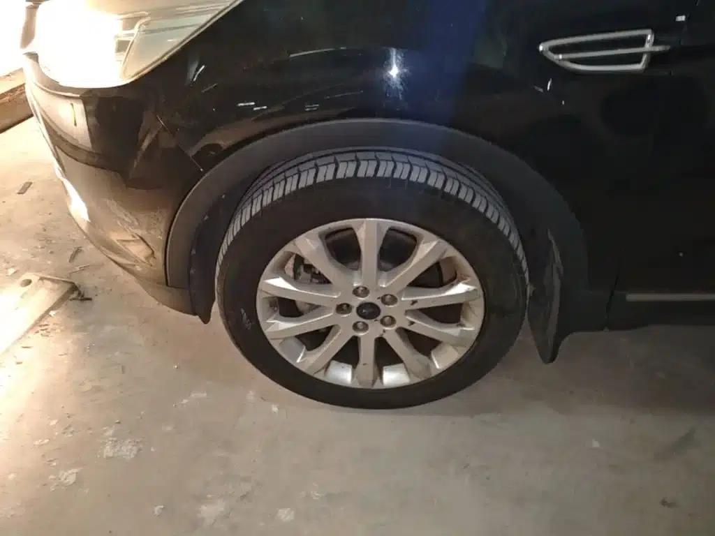 Ford Kuga 2013 1.6L GTDi AWD Elite — миниатюра 23