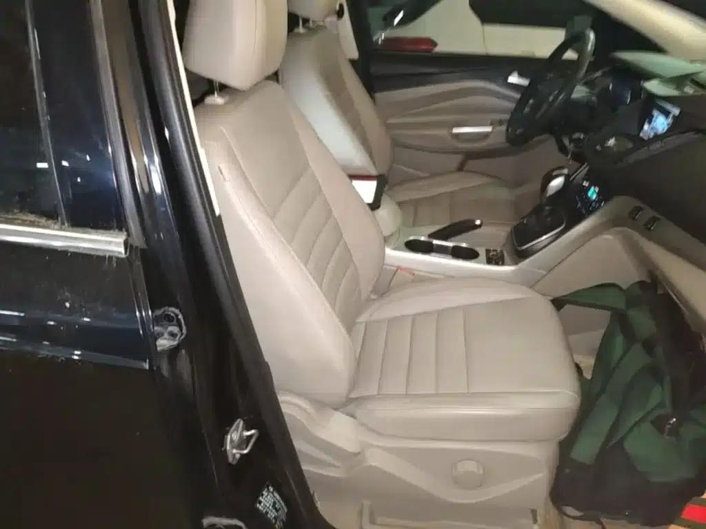 Ford Kuga 2013 1.6L GTDi AWD Elite — миниатюра 25