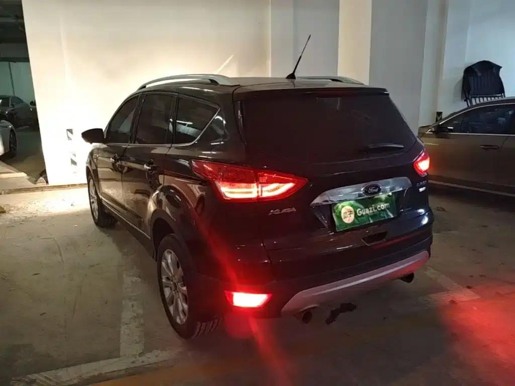Ford Kuga 2013 1.6L GTDi AWD Elite — миниатюра 5