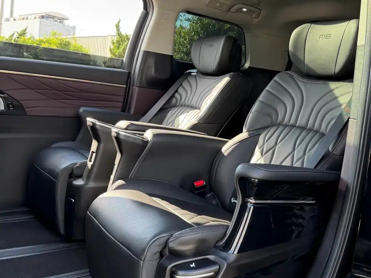 Trumpchi M8 2024 Master Series 400T Supreme Edition — миниатюра 10