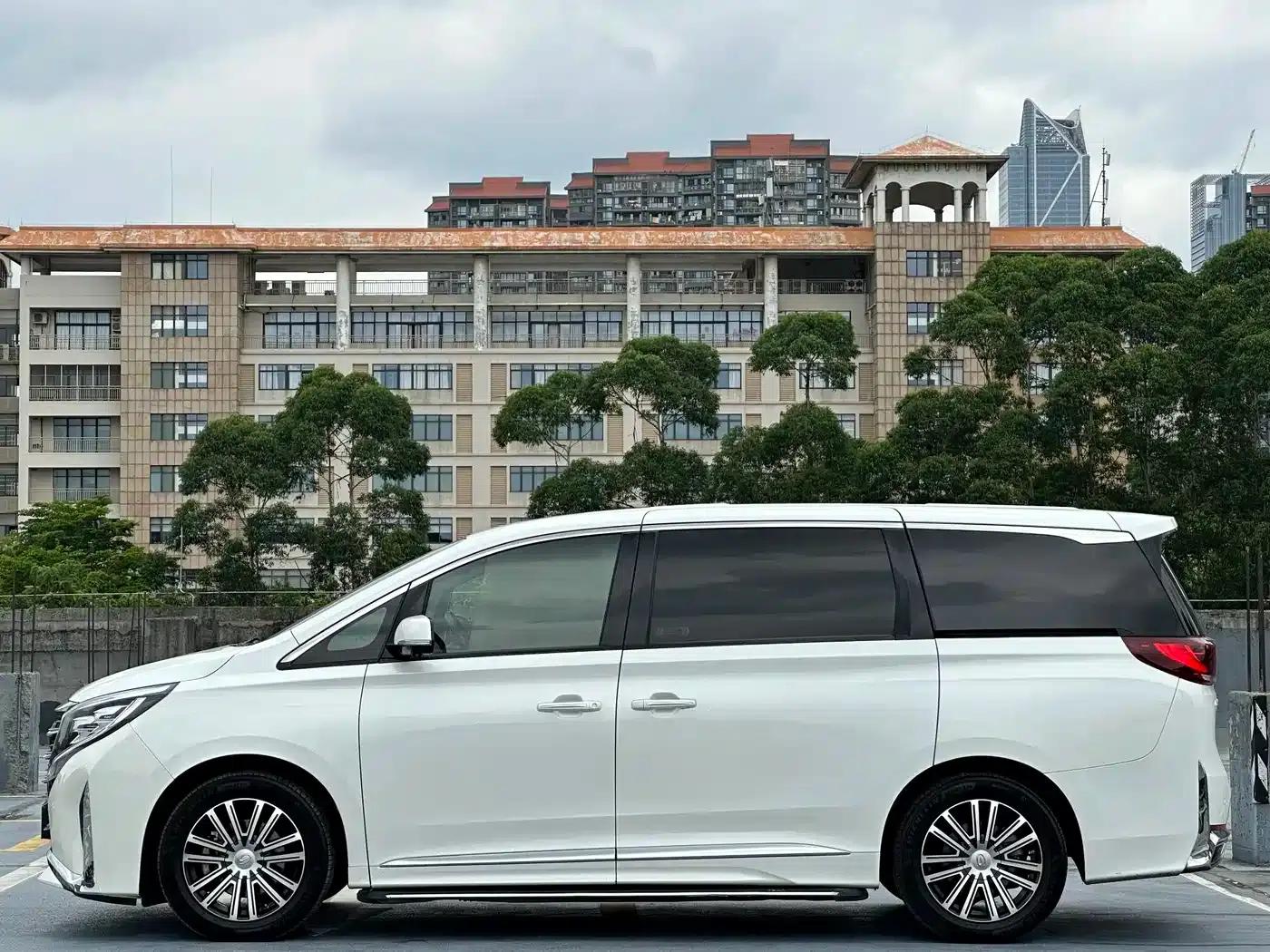 Trumpchi M8 2021 Leading Series 390T Supreme Edition — миниатюра 2