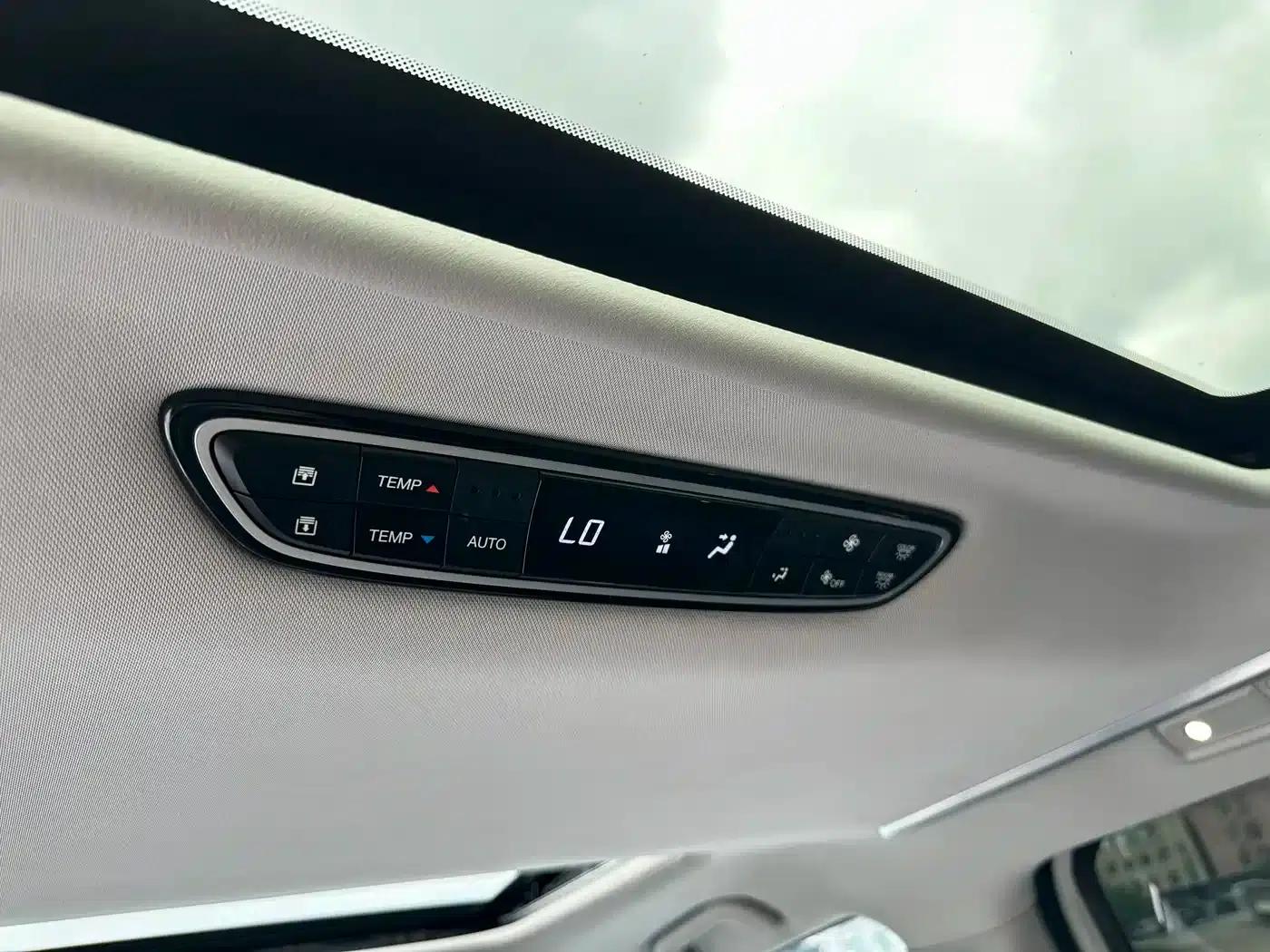 Trumpchi M8 2021 Leading Series 390T Supreme Edition — миниатюра 16