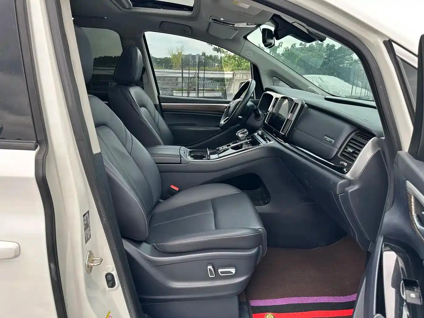 Trumpchi M8 2021 Leading Series 390T Supreme Edition — миниатюра 6