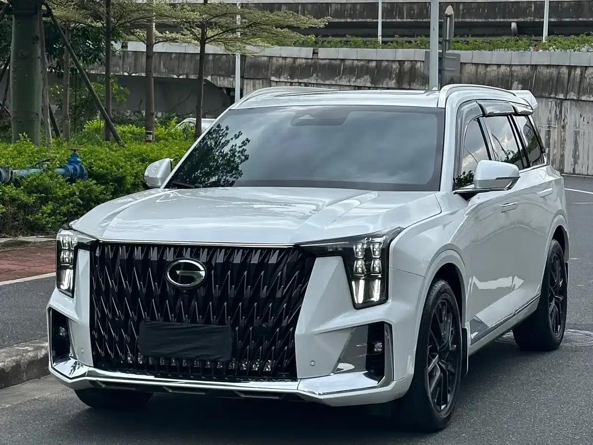 Trumpchi GS8 2022 Hybrid Series 2.0TM 4WD Premium Edition (Six Seats) — миниатюра 1