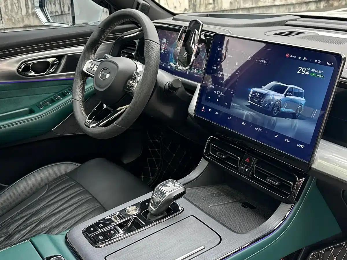 Trumpchi GS8 2022 Hybrid Series 2.0TM 4WD Premium Edition (Six Seats) — миниатюра 11