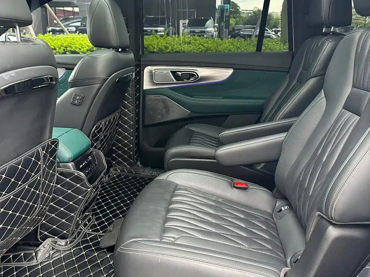 Trumpchi GS8 2022 Hybrid Series 2.0TM 4WD Premium Edition (Six Seats) — миниатюра 13