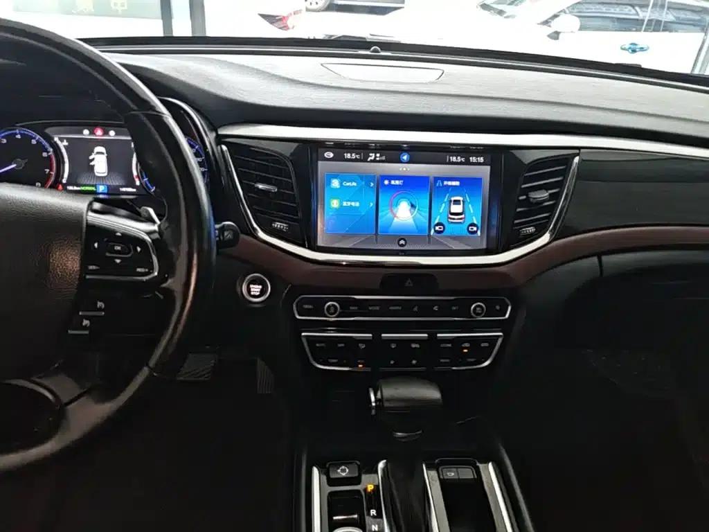 Trumpchi GS8 2017 320T 2WD Luxury Intelligent Connected Edition (7-seater) — миниатюра 13