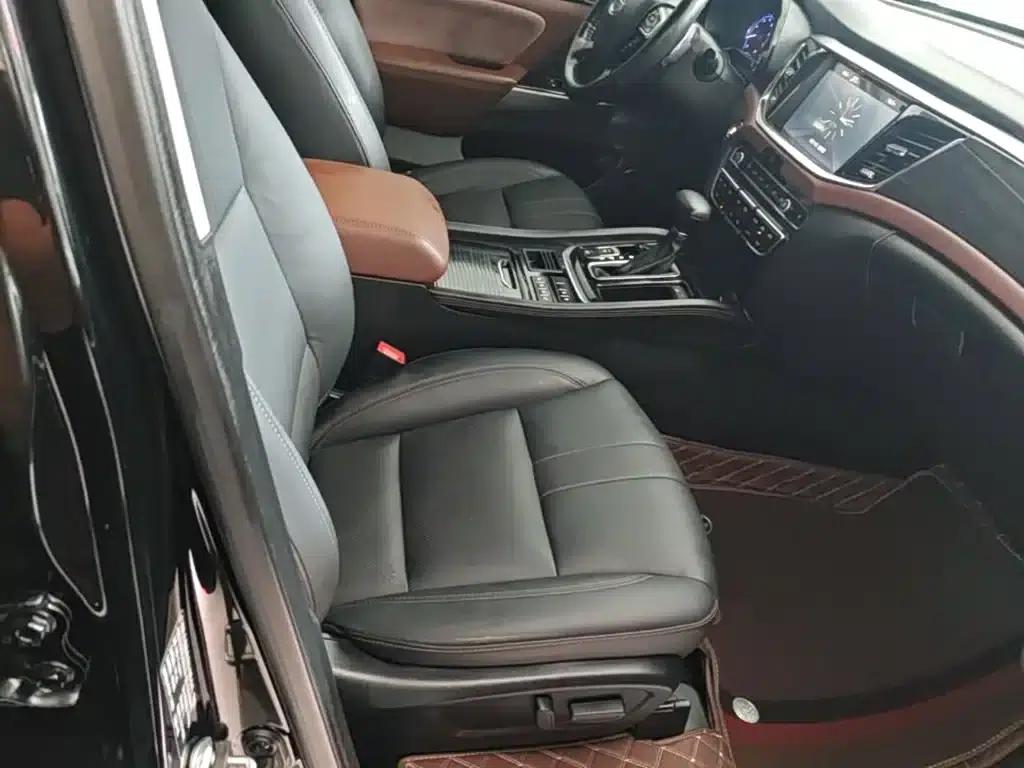 Trumpchi GS8 2017 320T 2WD Luxury Intelligent Connected Edition (7-seater) — миниатюра 25