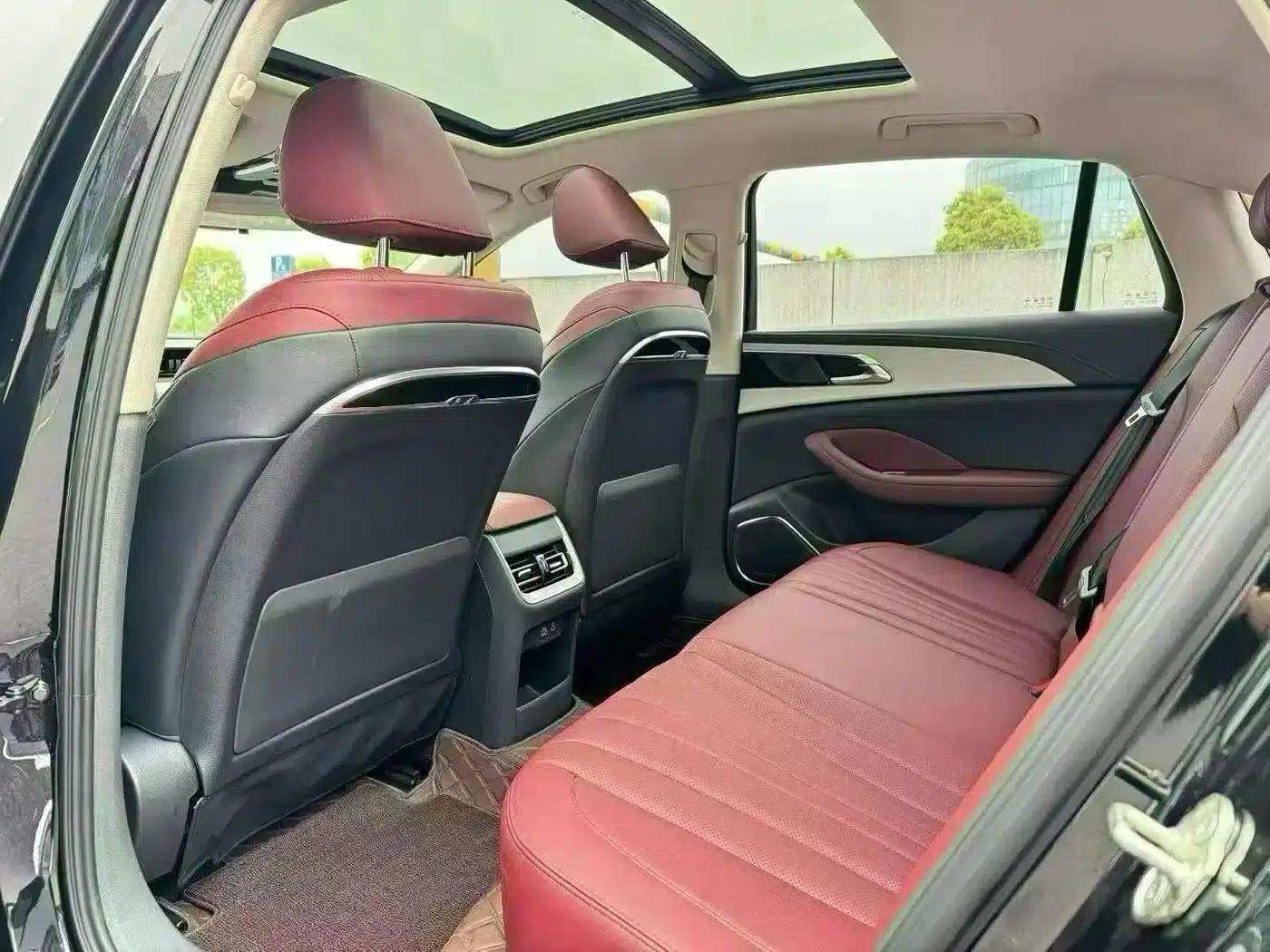 Hongqi H5 2025 1.5T DCT Flag Edition — миниатюра 6