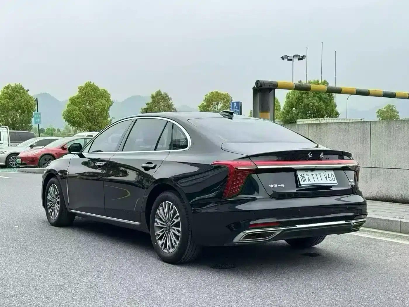 Hongqi H5 2025 1.5T DCT Flag Edition — миниатюра 9