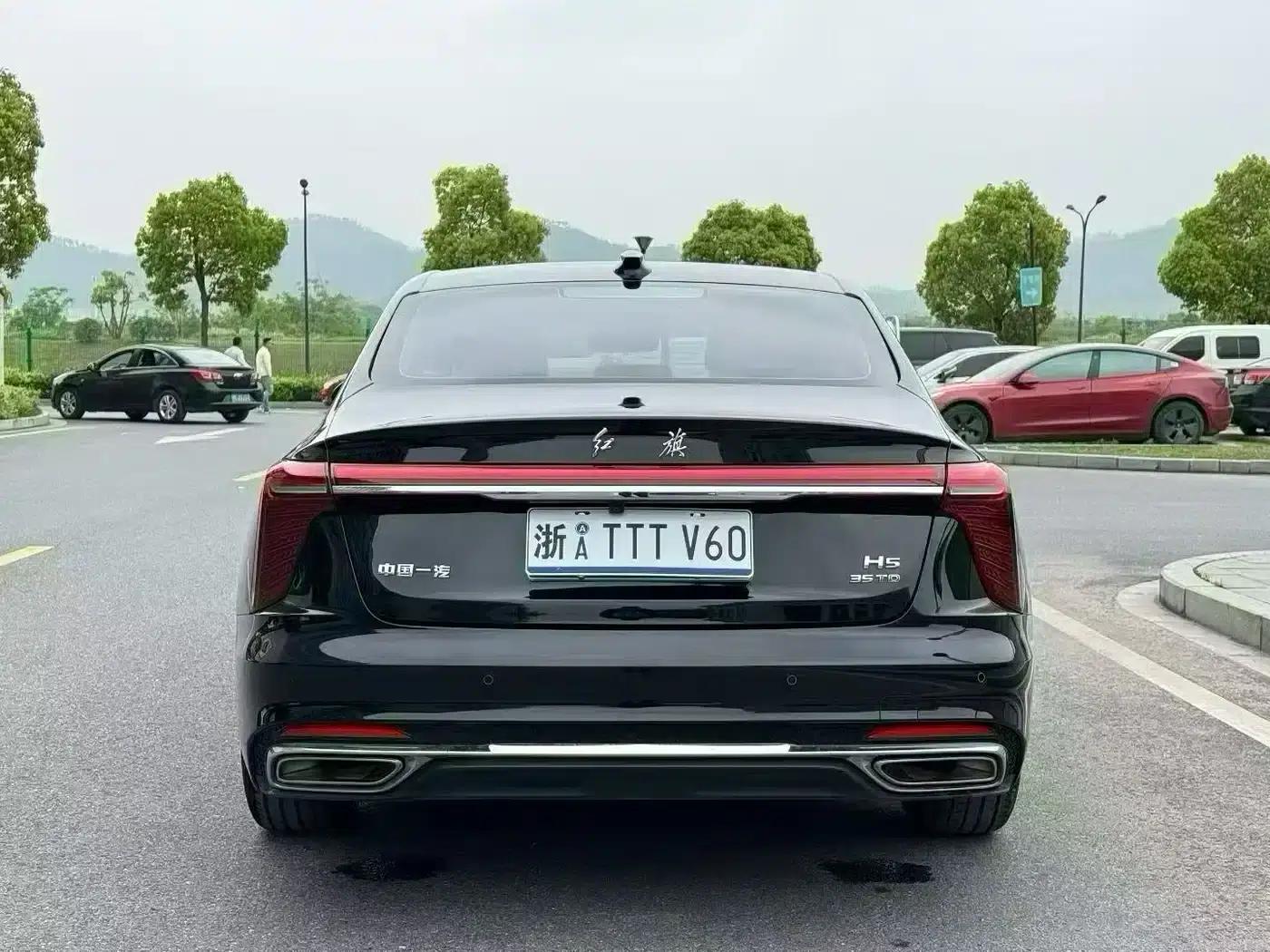 Hongqi H5 2025 1.5T DCT Flag Edition — миниатюра 10